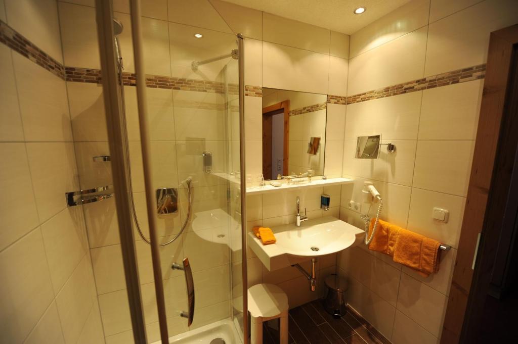 Hotel Post Kappl Kappl  Bilik gambar